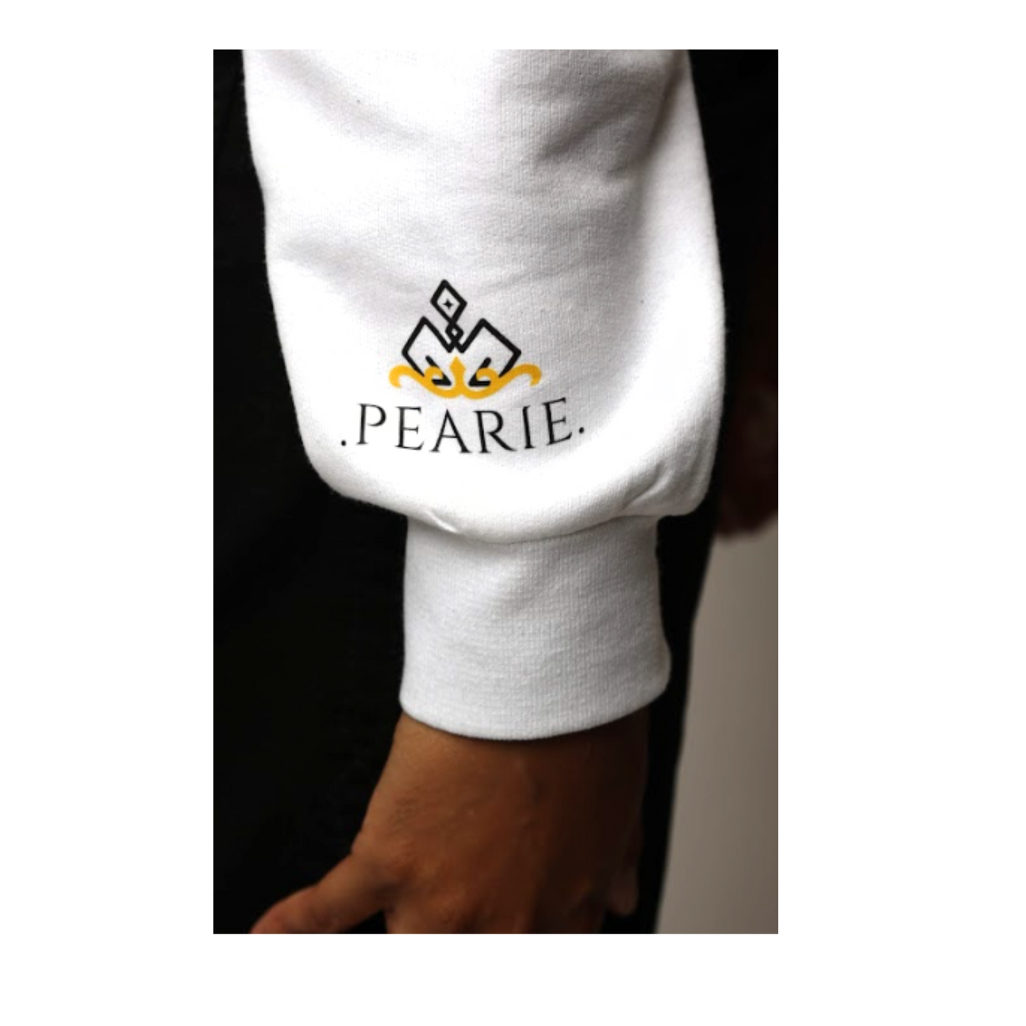 LEGACY (OT) Sweatshirt: White/Black/Gold